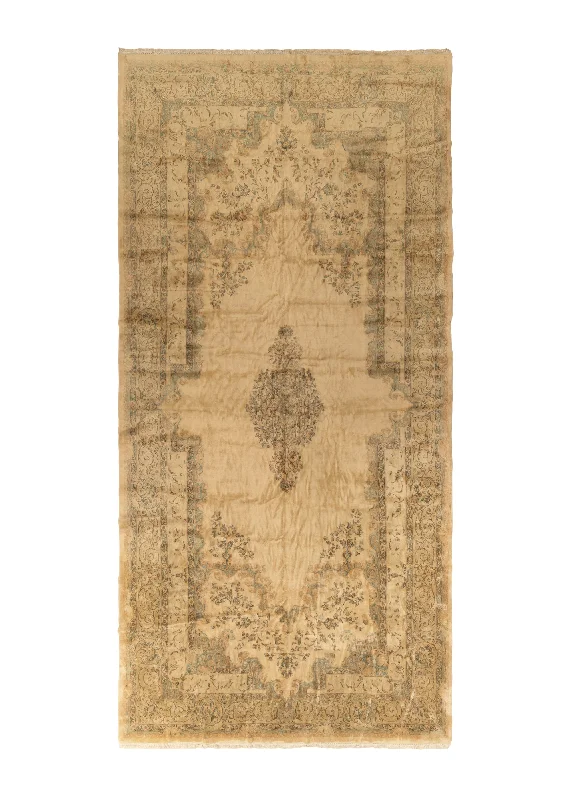 luxury carpet for upscale homes -Persian Rug Kerman Handmade Area Vintage Neutral 10'6"x21'0" (11x21) Whites/Beige Open Field Floral Design #31513