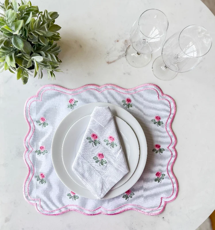 Durable placemats for buffet-style meals-Pink Flowers Placemat