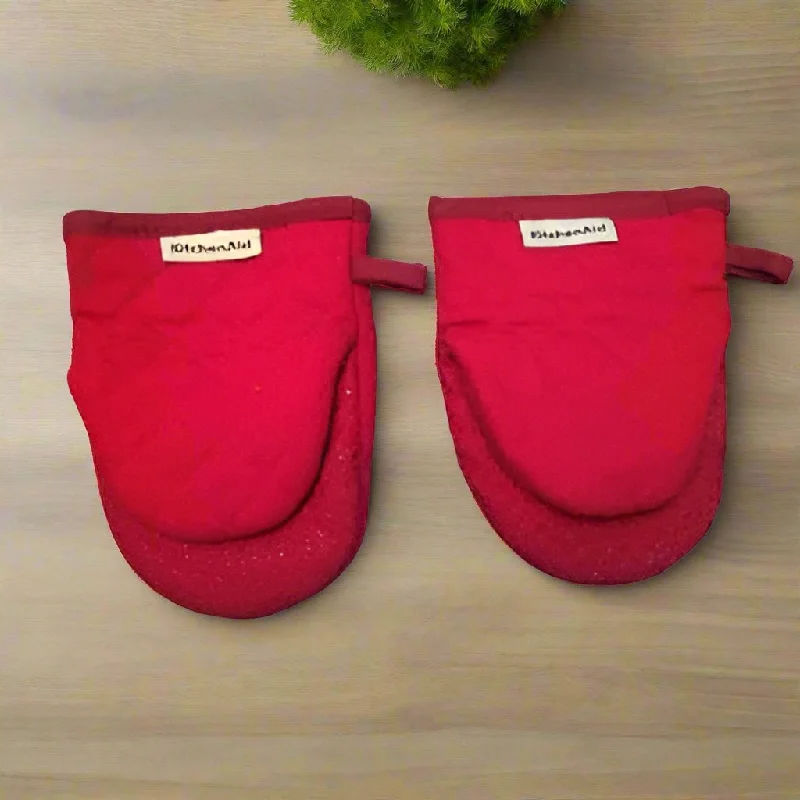 Kitchen tools for T-fal-Kitchenaid Asteroid Mini Oven Mitt Set - Fire Red - 5.5"x8" - Set Of 2